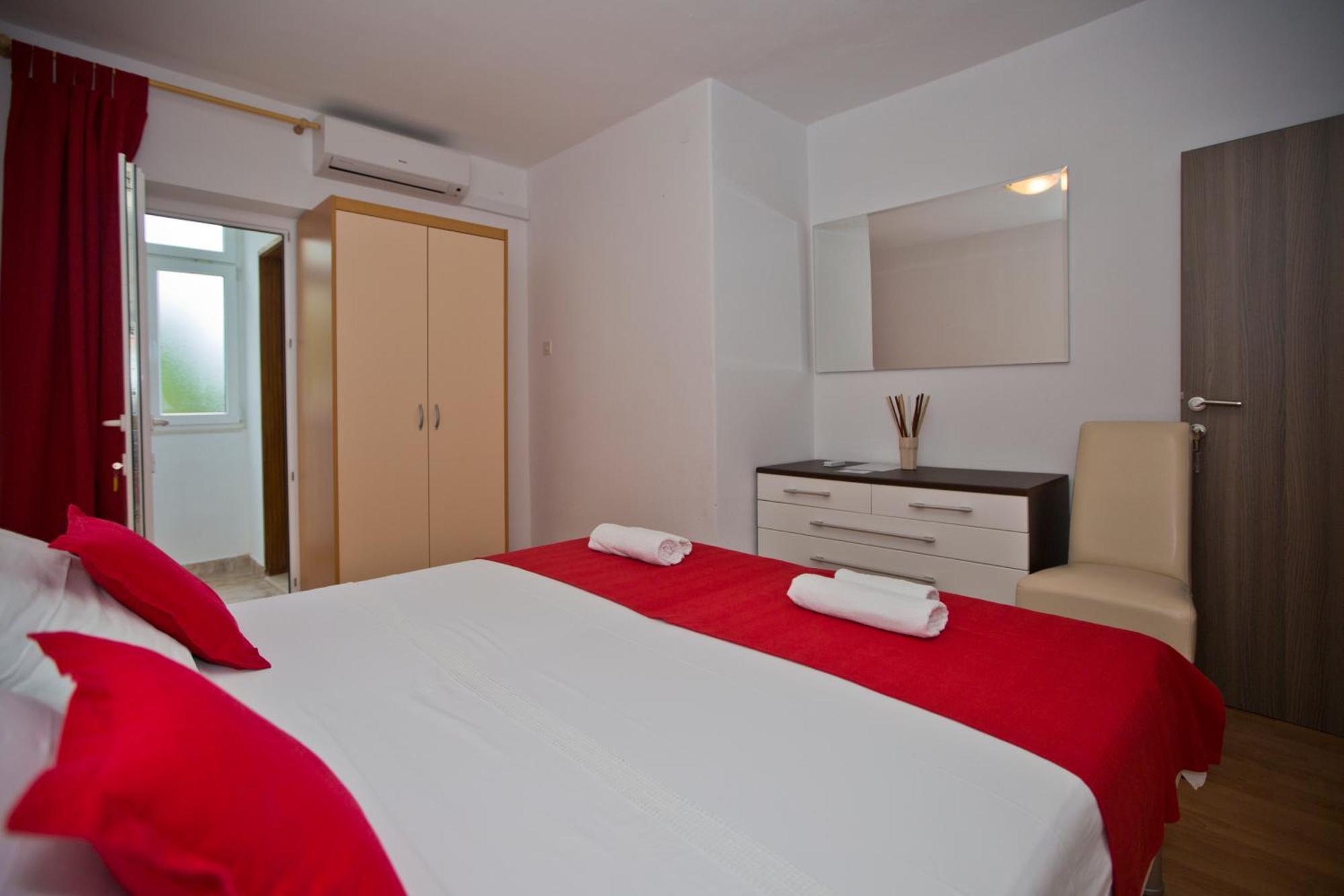 Apartments Vucetic Hvar Town Exterior foto