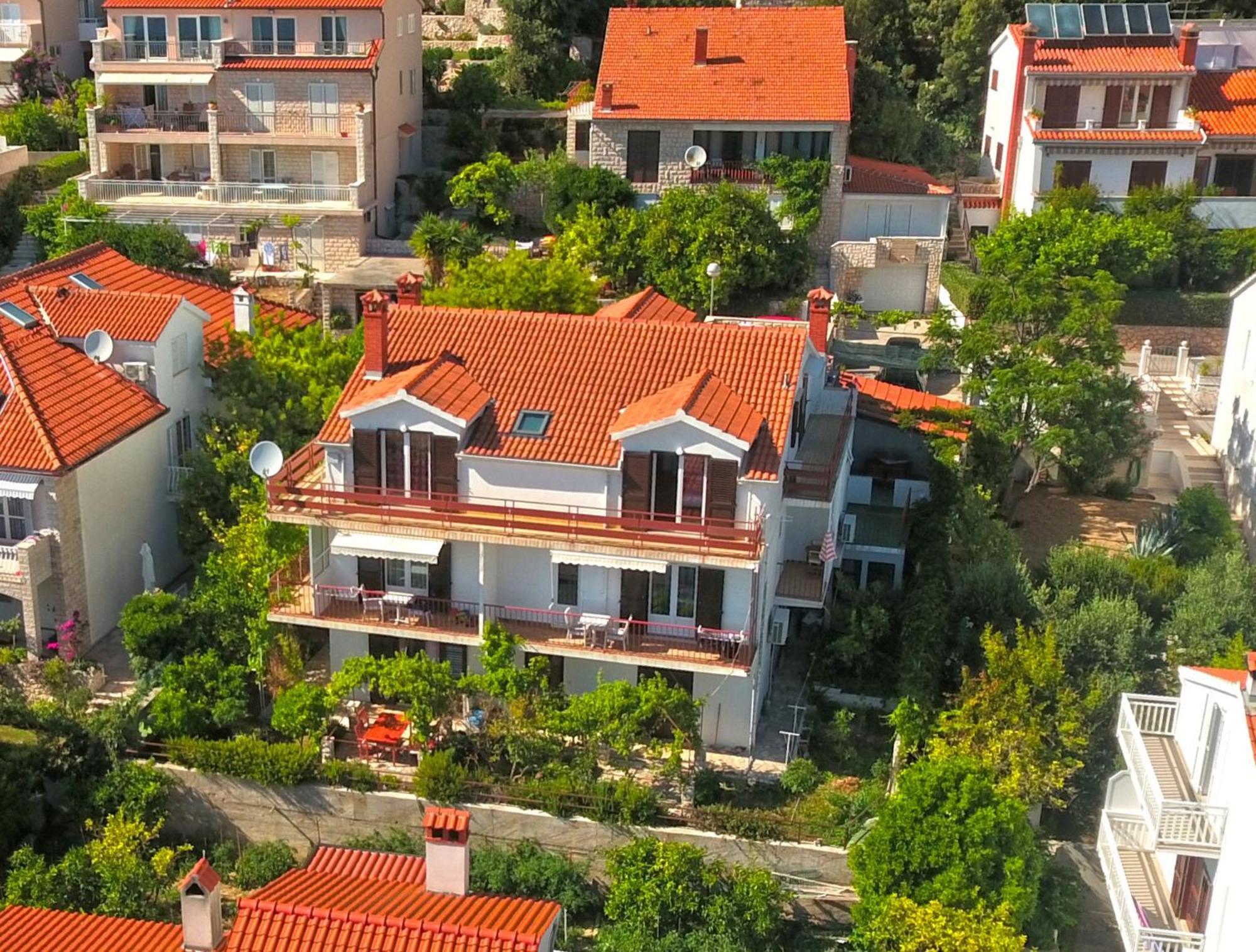 Apartments Vucetic Hvar Town Exterior foto