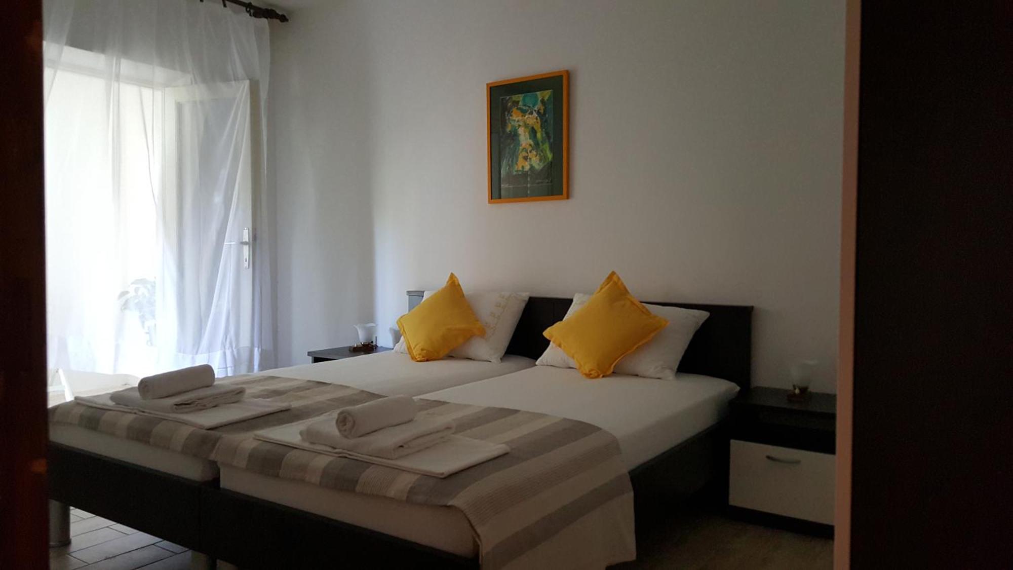 Apartments Vucetic Hvar Town Habitación foto