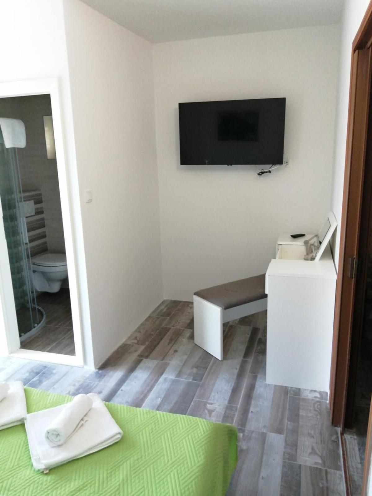 Apartments Vucetic Hvar Town Exterior foto
